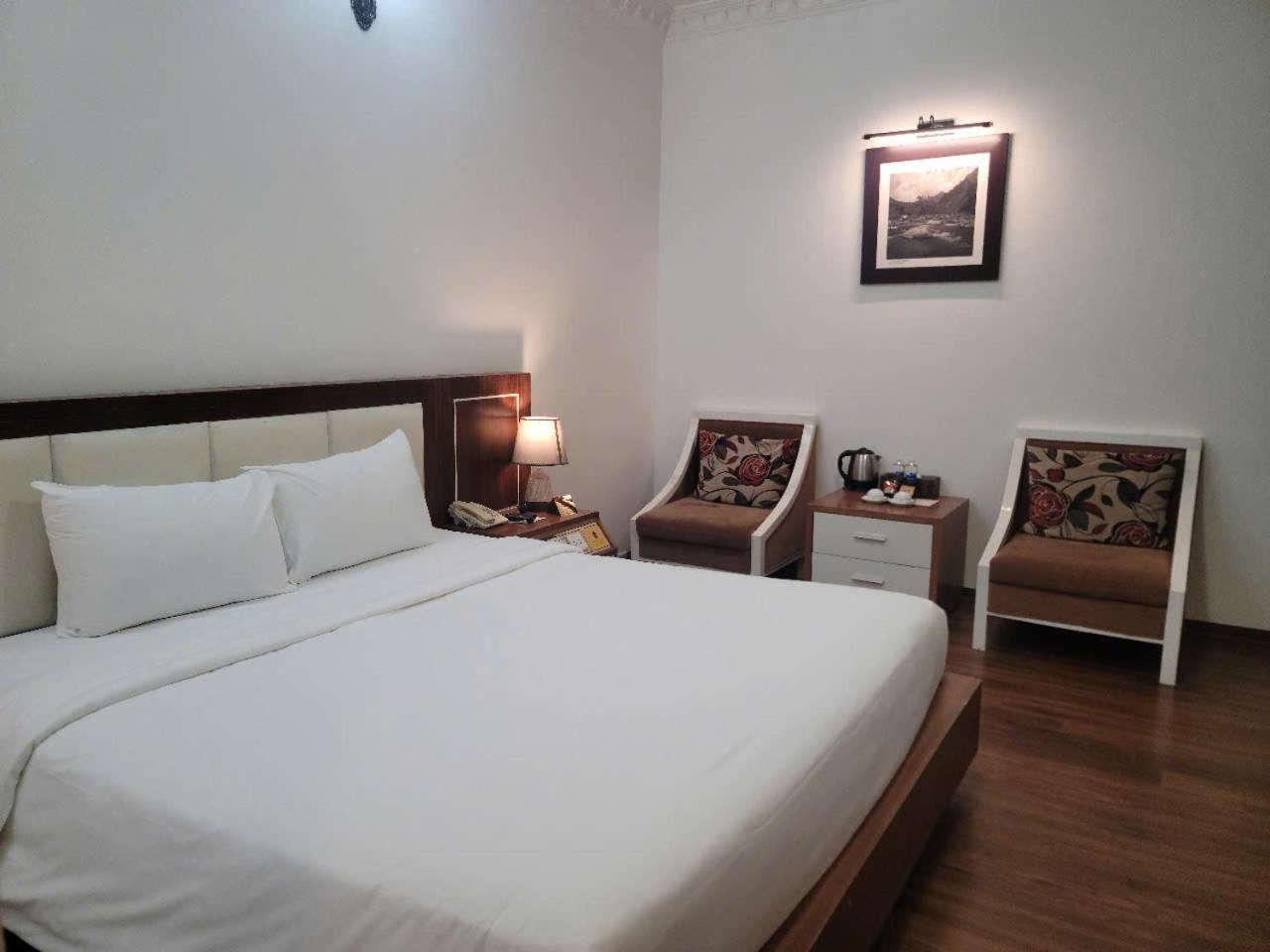 Luxor Boutique Hotel Hanoi Buitenkant foto