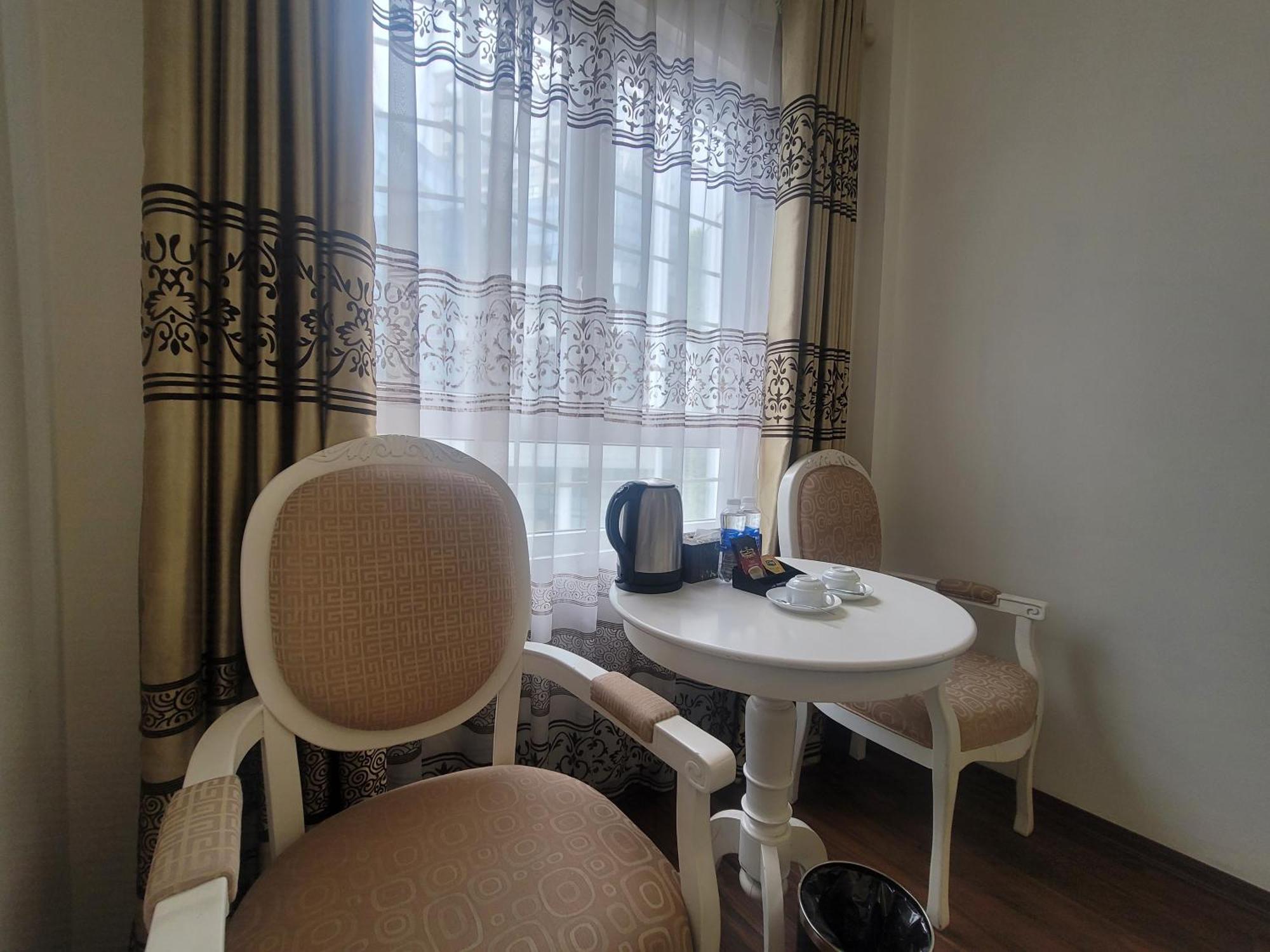 Luxor Boutique Hotel Hanoi Buitenkant foto
